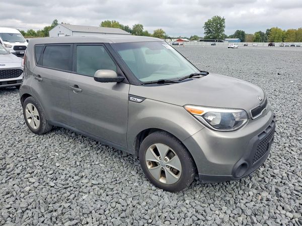 2016 KIA SOUL Plus — Passenger 3/4