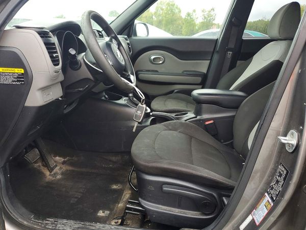 2016 KIA SOUL Plus — DENT