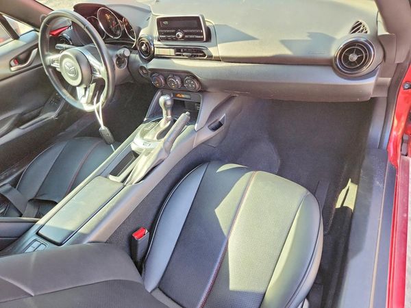 2016 MAZDA MX-5 MIATA Sport/GX — CKPT