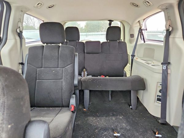 2013 DODGE GRAND CARAVAN SE — SUVN