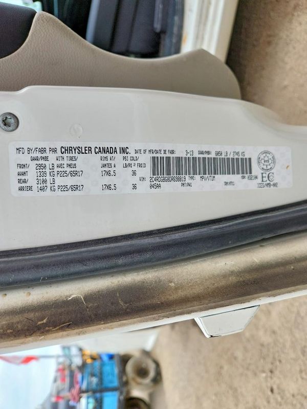 2013 DODGE GRAND CARAVAN SE — VINS