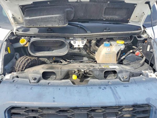 2022 RAM PROMASTER 2500 High Roof — Engine bay