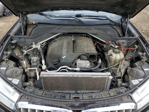 2017 BMW X5 xDrive35i — Engine bay
