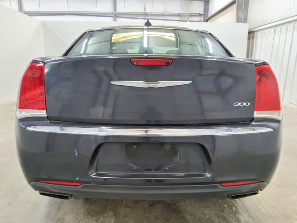 2015 CHRYSLER 300 Limited — DIRR