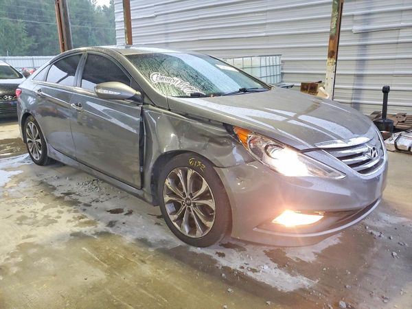 2014 HYUNDAI SONATA — Passenger 3/4