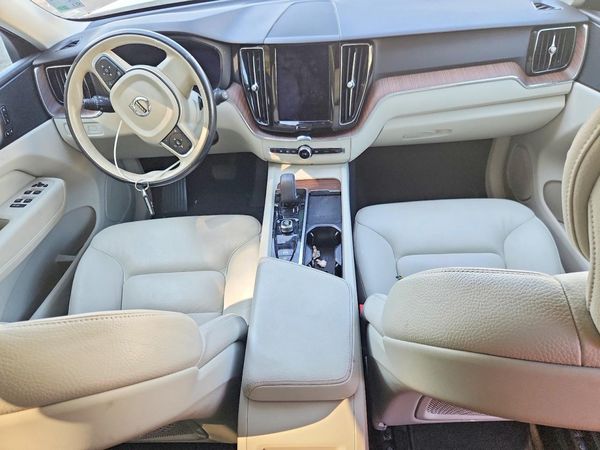 2022 VOLVO XC60 Momentum (excl S60) — CKPT