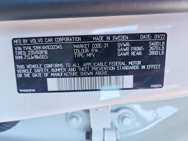 2022 VOLVO XC60 Momentum (excl S60) — VINS