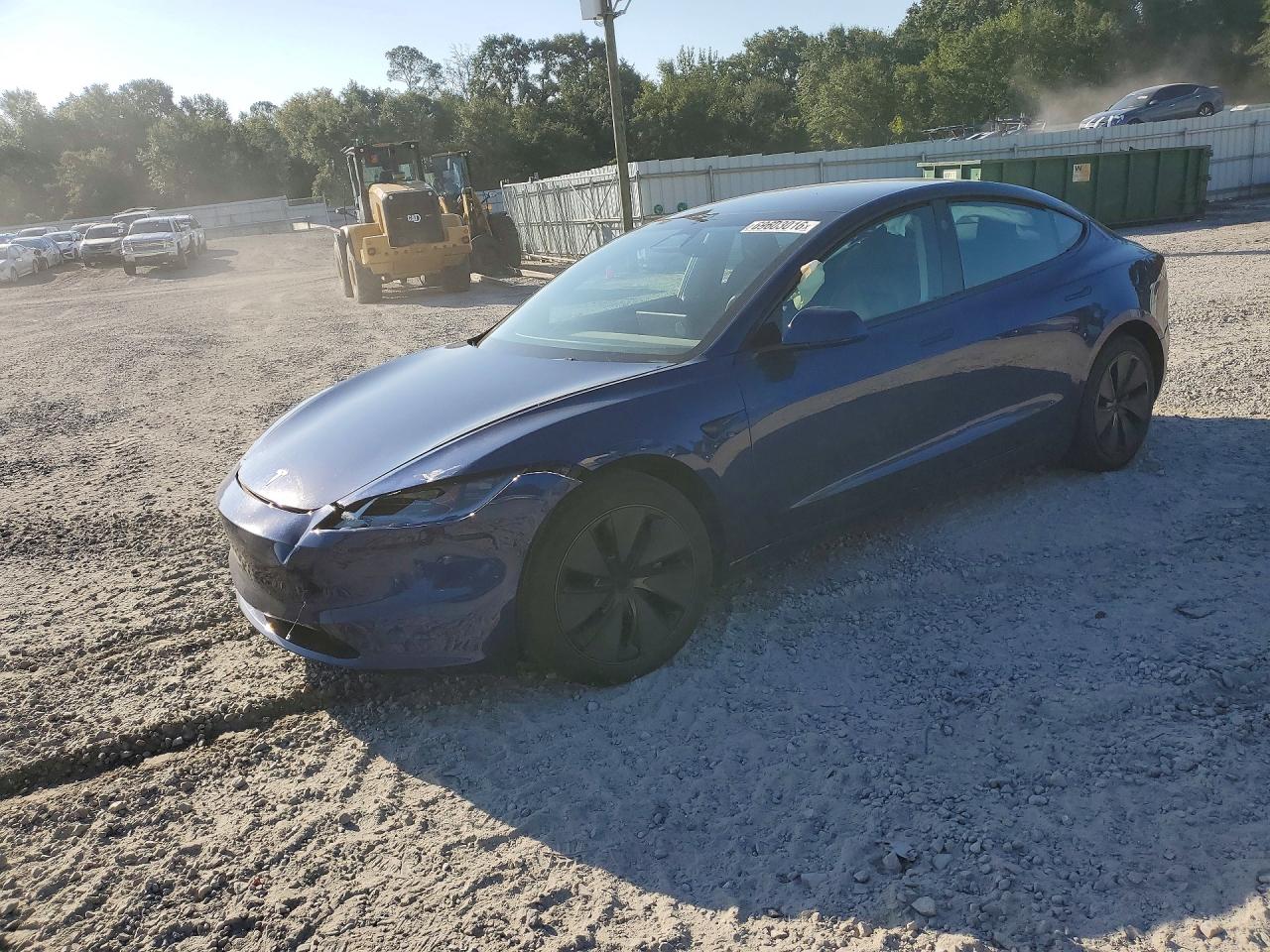 2025 TESLA MODEL 3 — Front 3/4