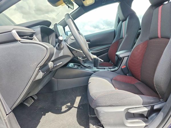 2023 TOYOTA COROLLA SE — DENT