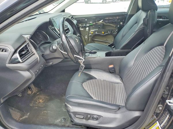 2022 TOYOTA CAMRY SE — DENT