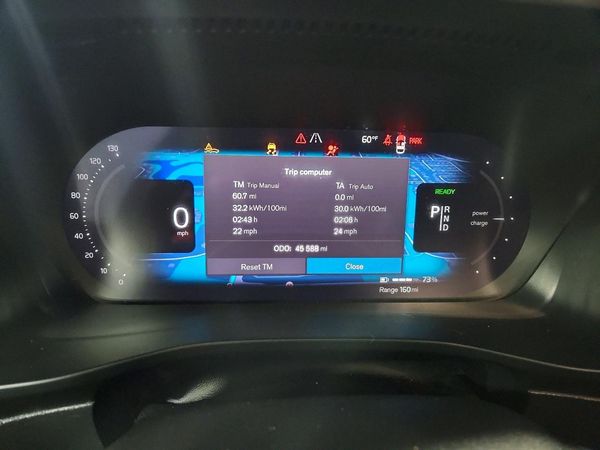 2023 VOLVO XC40 — ODOM