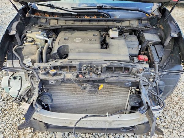 2019 NISSAN MURANO — Engine bay