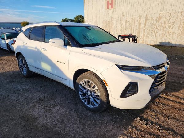 2019 CHEVROLET BLAZER Premier — Passenger 3/4