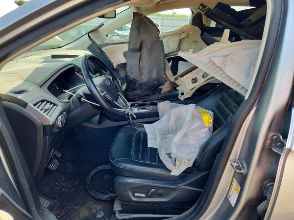 2023 FORD EDGE SEL — DENT