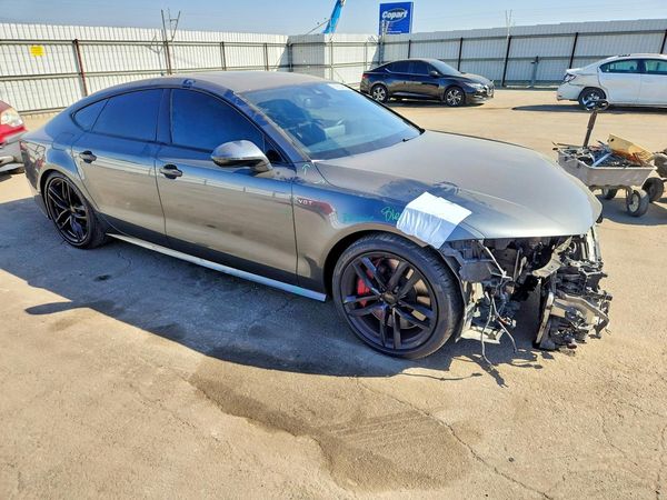 2017 AUDI S7 — Passenger 3/4