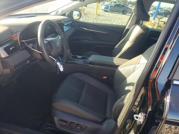 2025 TOYOTA CAMRY — DENT
