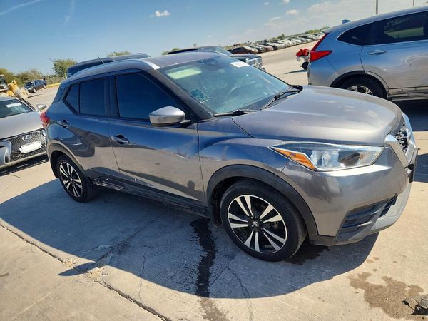 2020 NISSAN KICKS — Passenger 3/4