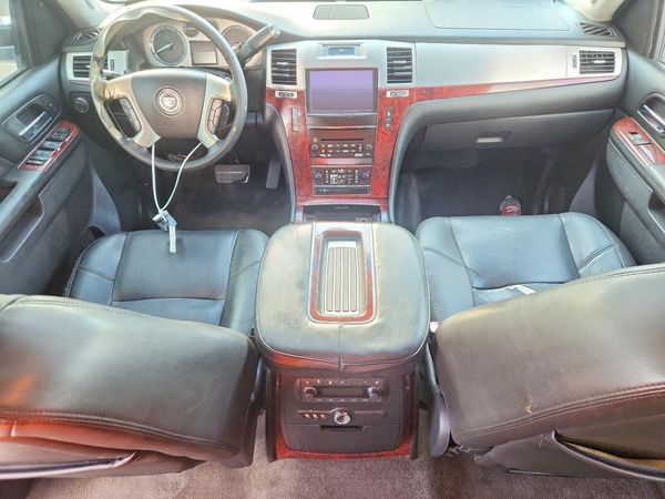 2013 CADILLAC ESCALADE — CKPT