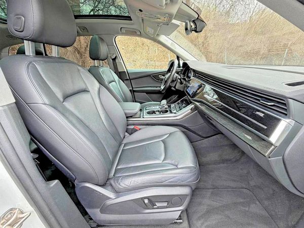 2021 AUDI Q7