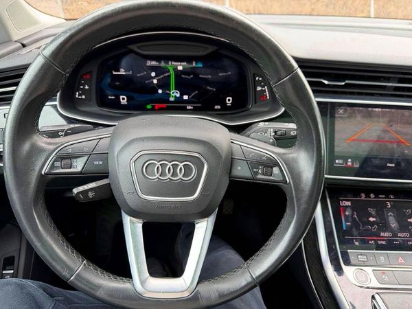 2021 AUDI Q7