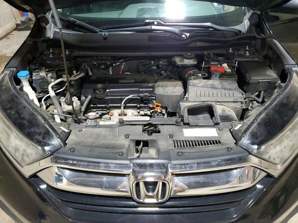 2017 HONDA CRV LX — Engine bay