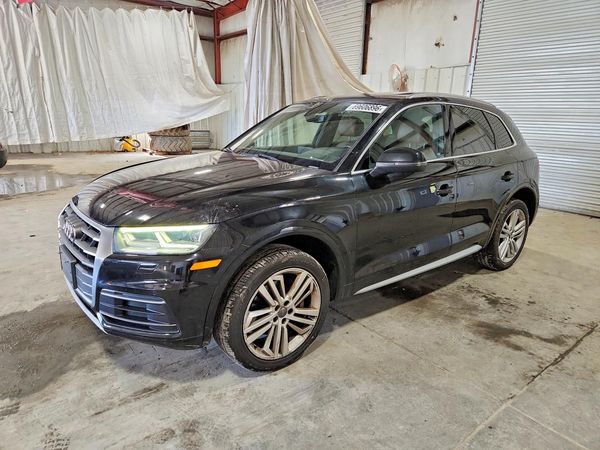 2018 AUDI Q5 — Front 3/4