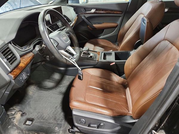2018 AUDI Q5 — DENT
