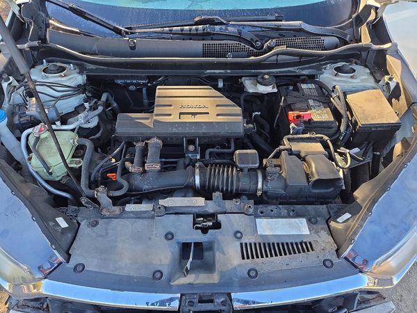 2017 HONDA CRV Touring — Engine bay