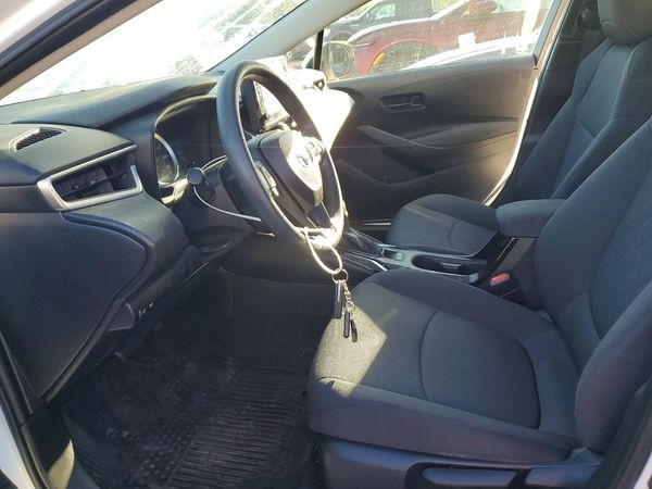 2022 TOYOTA COROLLA LE — DENT