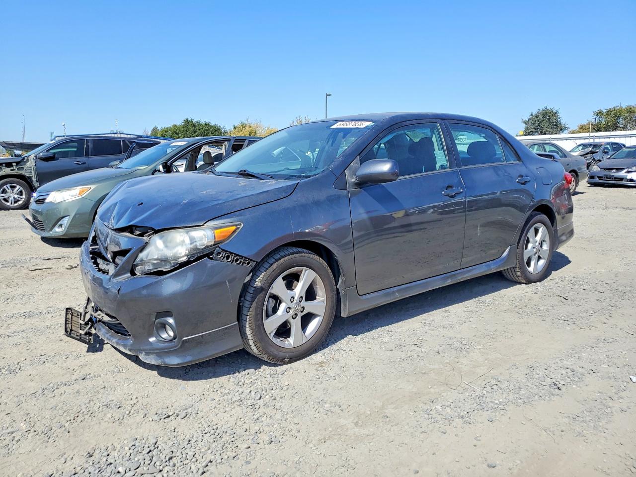 2013 TOYOTA COROLLA — Front 3/4