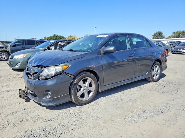 2013 TOYOTA COROLLA — DSFA — Front 3/4