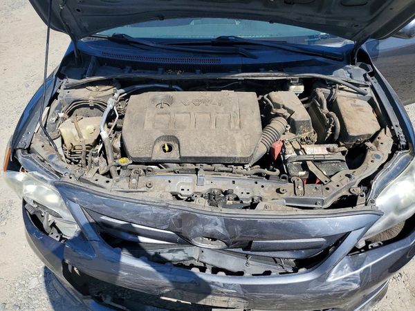 2013 TOYOTA COROLLA — Engine bay