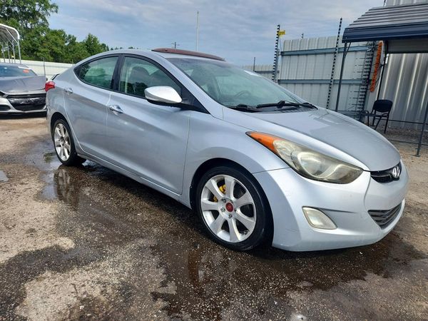 2012 HYUNDAI ELANTRA — Passenger 3/4