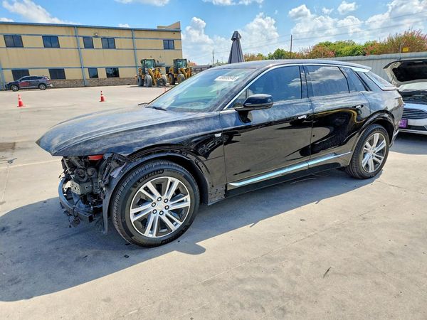 2024 CADILLAC LYRIQ — DSFA — Front 3/4