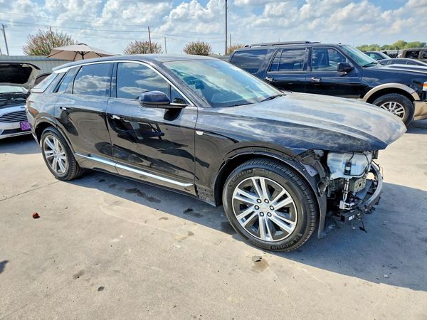 2024 CADILLAC LYRIQ — Passenger 3/4