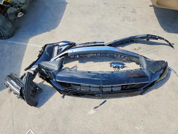 2024 CADILLAC LYRIQ — LOOS