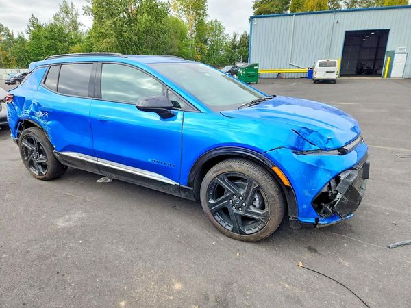 2025 CHEVROLET EQUINOX RS — Passenger 3/4