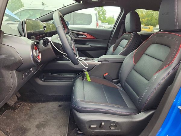 2025 CHEVROLET EQUINOX RS — DENT