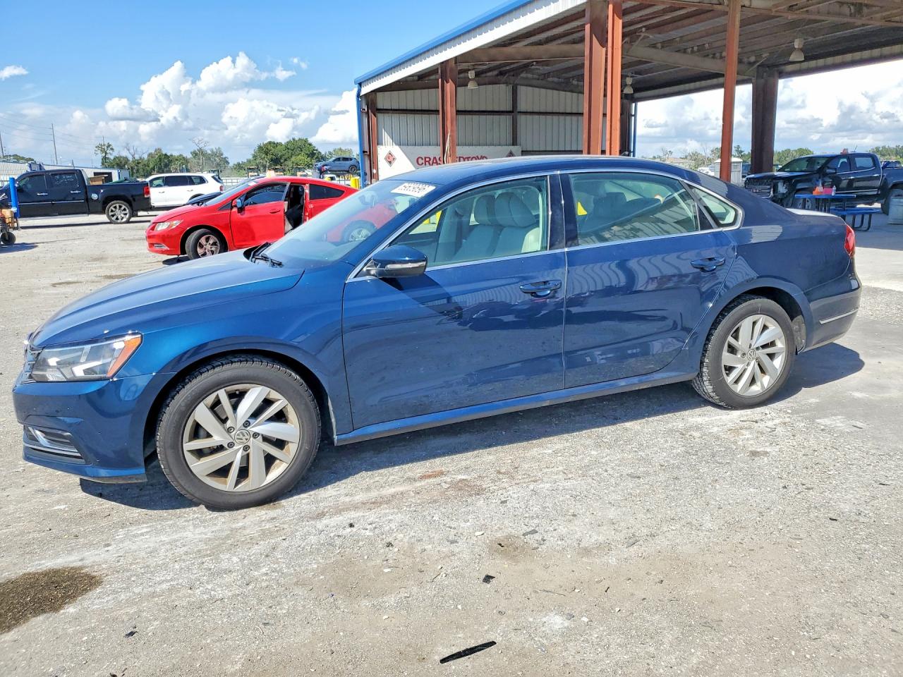 2018 VOLKSWAGEN PASSAT SE, SE w/ Technology — Front 3/4
