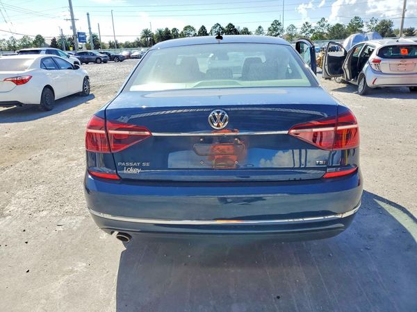 2018 VOLKSWAGEN PASSAT SE, SE w/ Technology — DIRR