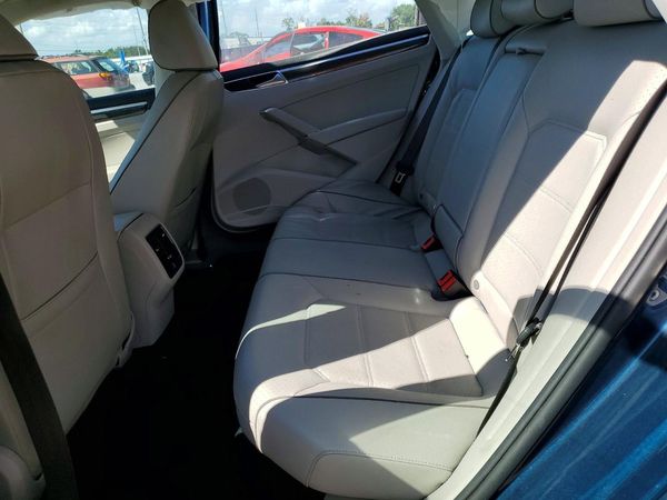 2018 VOLKSWAGEN PASSAT SE, SE w/ Technology — PSRS