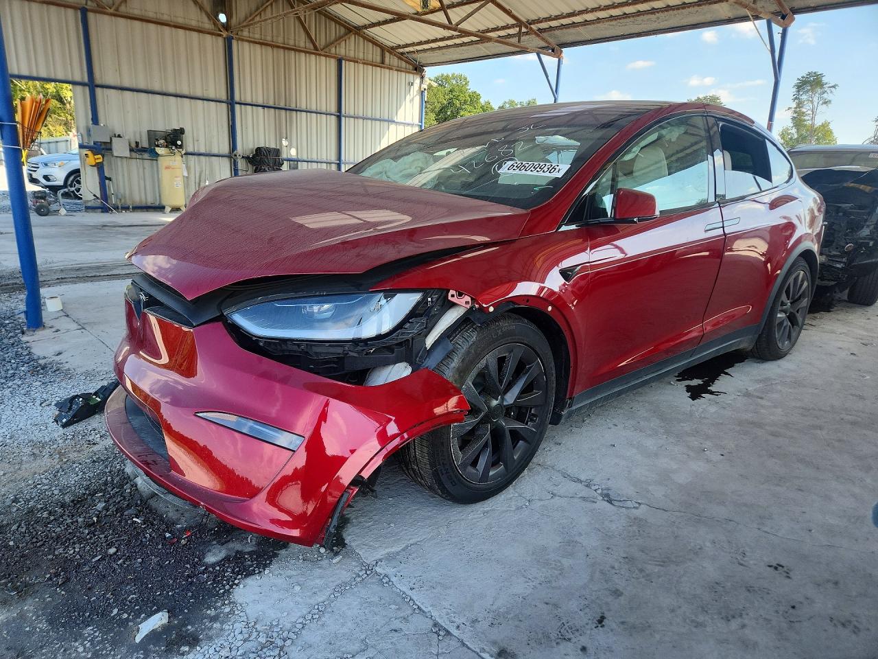 2023 TESLA MODEL X — Front 3/4