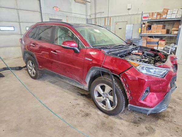 2020 TOYOTA RAV4 Limited HV — Passenger 3/4