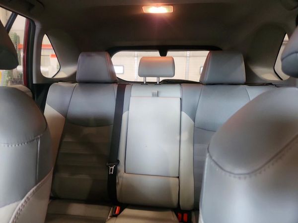 2020 TOYOTA RAV4 Limited HV — SUVN