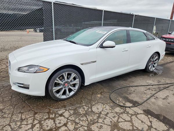 2019 JAGUAR XJL — DSFA — Front 3/4