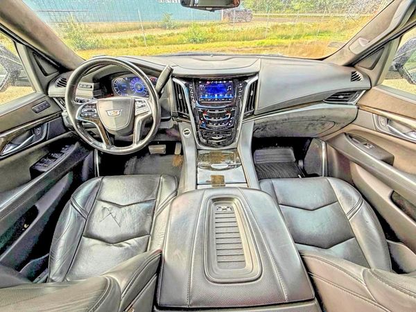 2020 CADILLAC ESCALADE