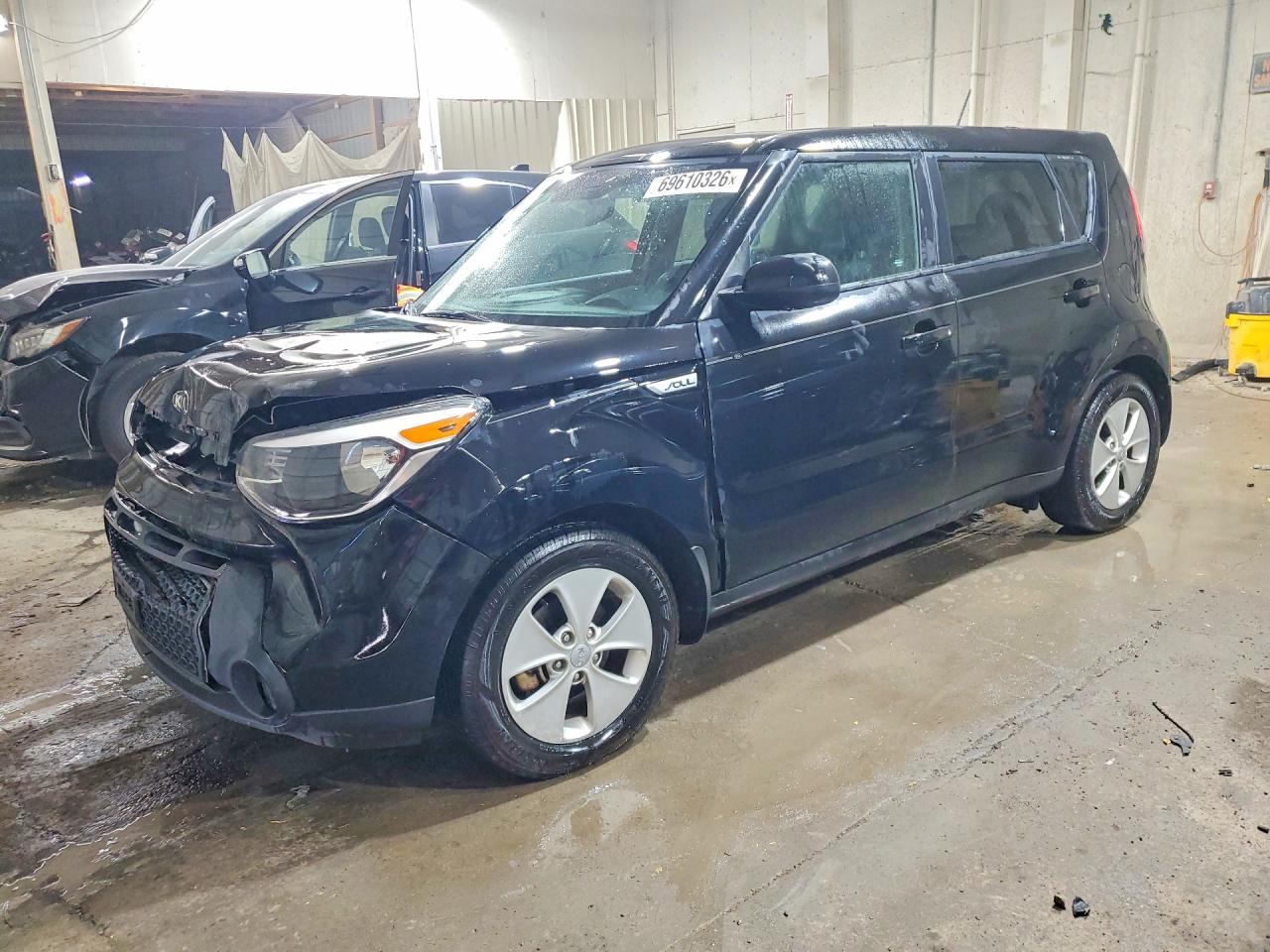 2016 KIA SOUL — Front 3/4