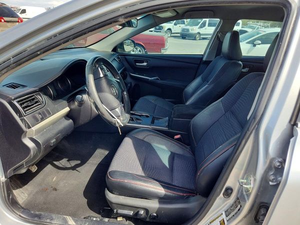 2015 TOYOTA CAMRY — DENT