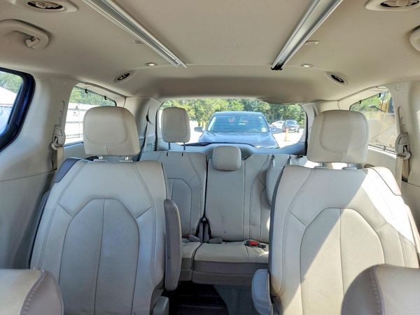 2019 CHRYSLER PACIFICA Touring L — SUVN