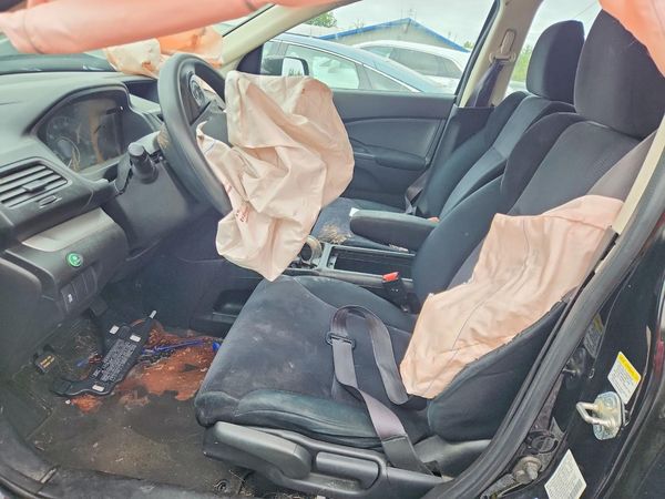 2012 HONDA CRV LX — DENT